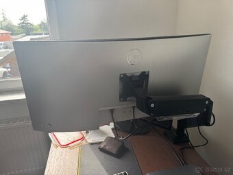Dell Ultrasharp U3425WE - perfektní stav + 1,5 roku záruka - 3