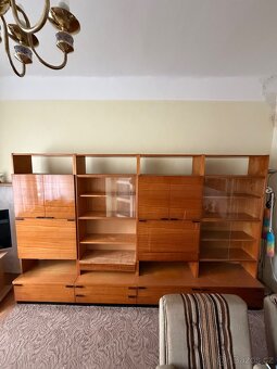 Dřevěná obývací stěna - 3