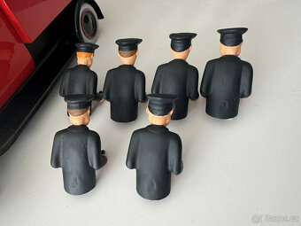 Tintin Aroutcheff Le Camion Police Verze 1 Pixi - 3