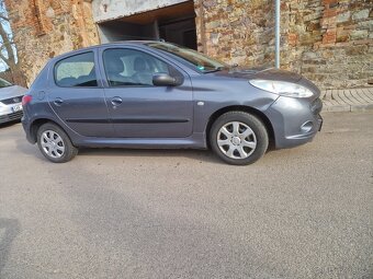 Peugeot 206 + - 3