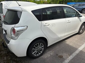 TOYOTA VERSO EDITION 1,6 D4D - 3