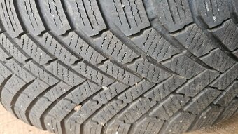205/55R16 - 3