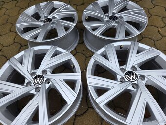 Zánovní orig.alu VW Golf 18" 5x112 model Bergamo - 3