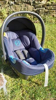 Cybex Aton se základnou - 3