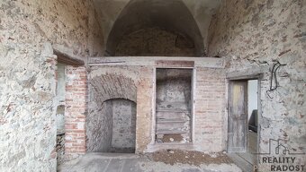 Prodej části bývalého kláštera, Vratěnín, okres Znojmo - 3