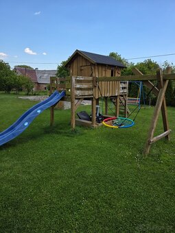 Dětský zahradni domek se skluzavkou - 3