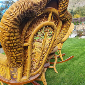 Prodám set 2x velké ratanové křeslo se stolkem - 3