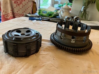 Spojka Suzuki GSXR 750 96-00 - 3