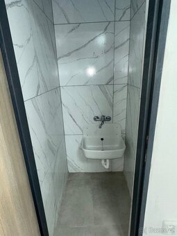 pronájem obchodních prostor, restaurace nebo kancelář - 3