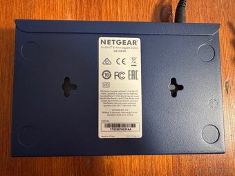 NETGEAR GS108GE LAN Switch 8 portů - 3