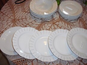 Jídelní talíře. - 3