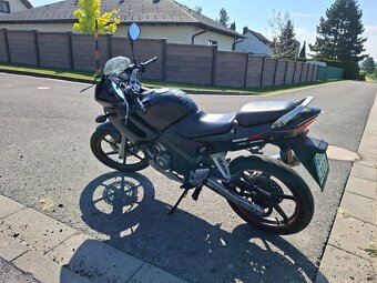 Honda CBR 125R - 3