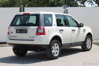Land Rover Freelander 2.2 TD4 112kW+4x4+AUT+NAVI+P.SERVIS+ - 3
