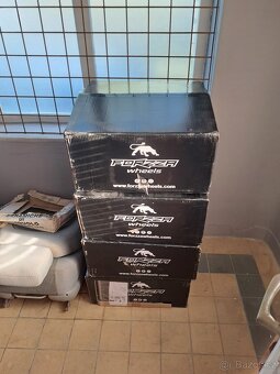 Nová Sada Alu Kol 5x120 r19 - 3