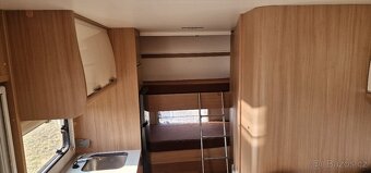 pronajmu obytný vůz, karavan 6 míst - 3