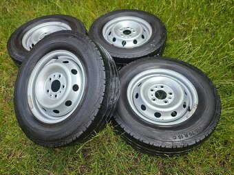 Kompletní letní ZÁTĚŽOVÁ ocelová kola - 215/70 R15 C - 5x118 - 3