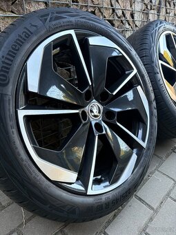 Škoda Octavia 4, RS, letní sada Comet 225/45-18 TOP - 3