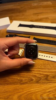 Apple Watch Series 9 42mm - 3