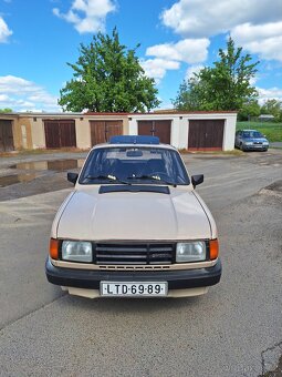 Škoda 120 L - 3