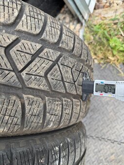 215/65/17 - Pirelli zimní sada pneu - 3