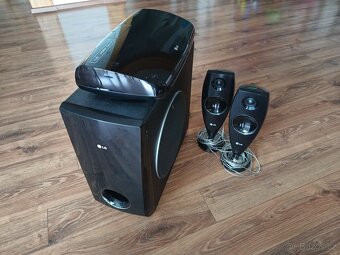 Domácí kino LG HT33S - 3