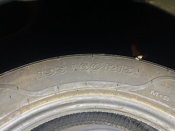 Zimní 195/60 R15 - 3