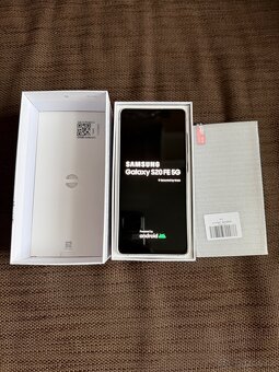 Samsung Galaxy S20 FE 128GB - 3