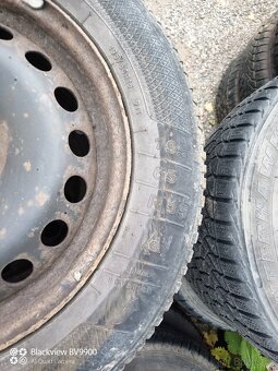 Zimní pneumatiky 195/65 R15 na disku Renault. - 3