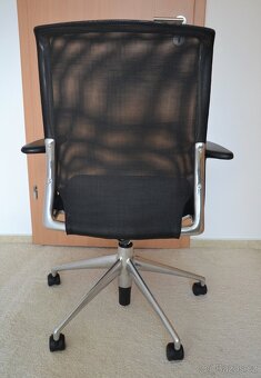 Kancelářská židle Vitra Alberto Meda Chair PC 43 000,- - 3