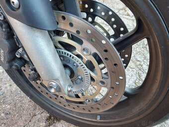 Honda VFR 800 Crossrunner r.v.2011 - 3