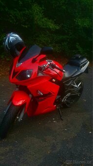 Daelim Roadwin 125 r - 3
