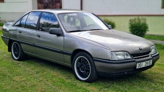 OPEL OMEGA A 1987 2.0i 85KW, nová STK - 3
