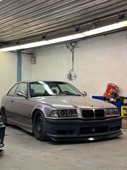 BMW e36 coupe 320i - 3