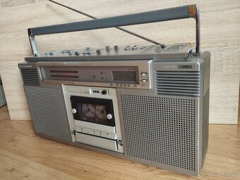 SONY CFS-D7 radiomagnetofon - 3