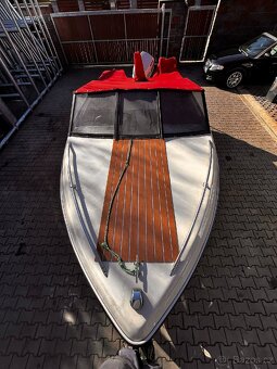 Motorový člun sunbird 115 johnson, člun po renovaci - 3
