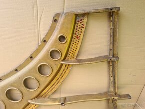 Litinový struník křídla Bösendorfer - 3