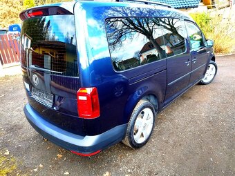 Caddy Maxi 7 míst - 3
