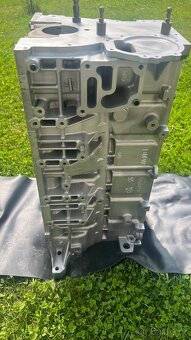 Blok motoru M52B28 - 3