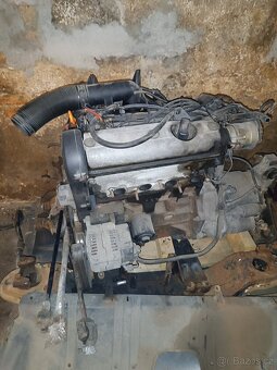 Motor Felicia 1.6 Motor Excel - 3