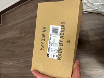 Yeezy Boost 350 V2 - 3