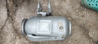 Třífázový elektromotor - 3