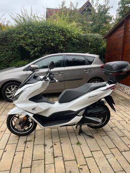 Honda PCX 125, 2021, POUZE 5900 km - 3