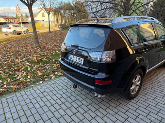 Mitsubishi Outlander II 2.0 di-d 103kw - 3