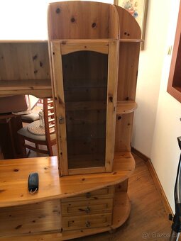 Stěna z borovice masiv - prosklená - 3