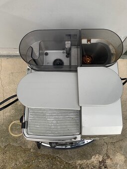 Kávovar SAECO ROYAL Cappuccino - na opravu / na díly - 3