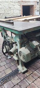 Masivní stolní pila s pravítkem a pojezdem - 3