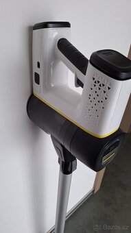 Prodám tyčový vysavač Karcher - 3