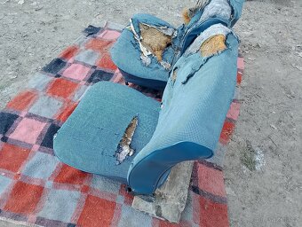 Sedačky VW Brouk přední, na díly, k renovaci, - 3
