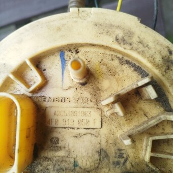 Palivové čerpadlo Audi A6 c6 - 3