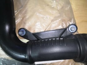 Trubka tlaková originál 1K0 145 762 CL - 3